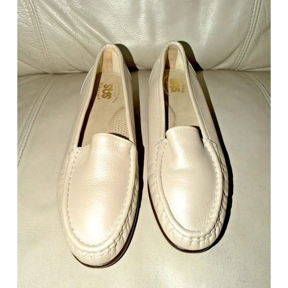 SAS Womens Leather Loafers 8N Tripad Comfort Foot Bed Flat Ivory